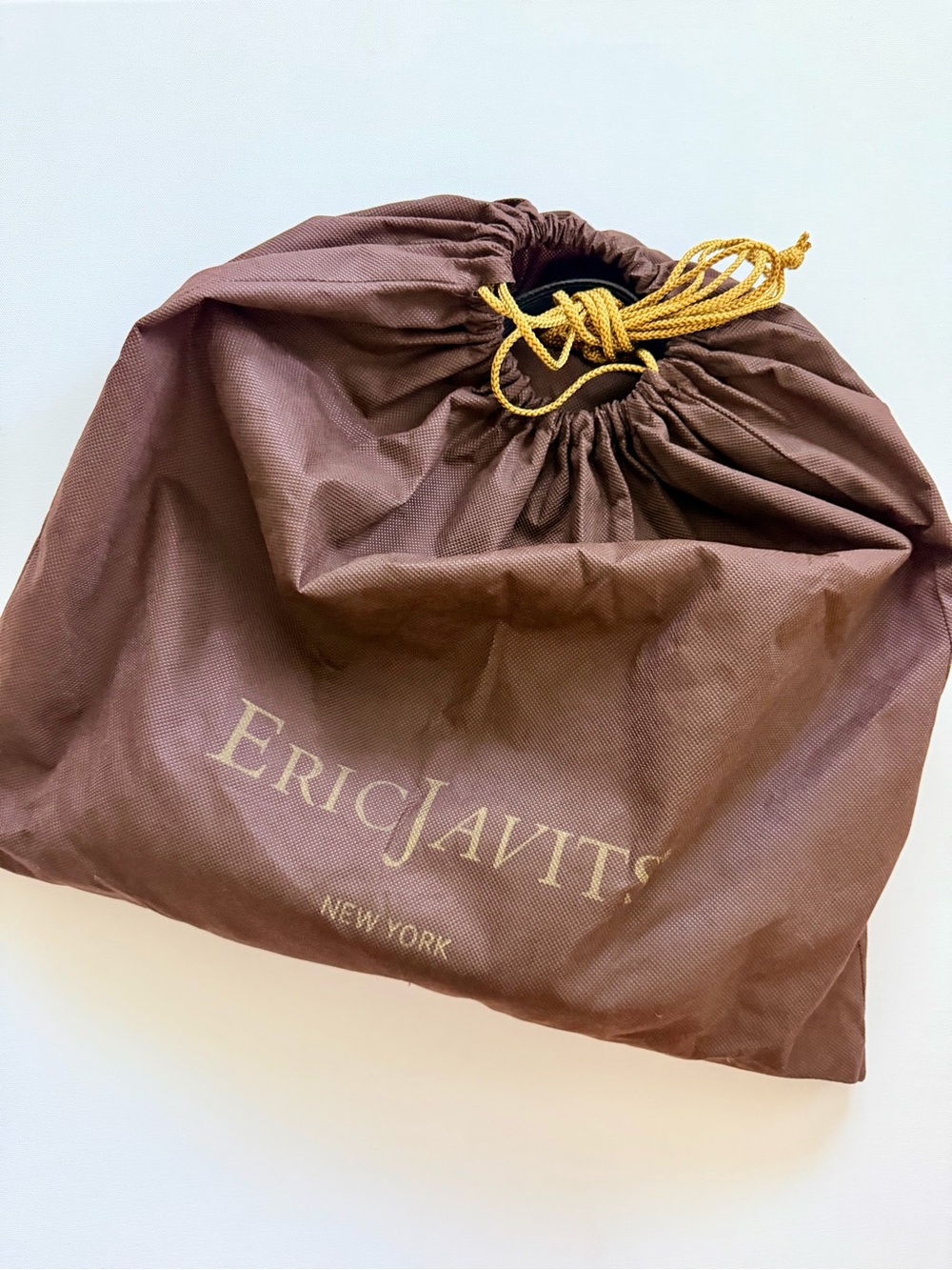 Eric Javits Black Squishee Straw Shoulder Tote Bag with Gold Hardware & Dustbag - Picture 9 of 9